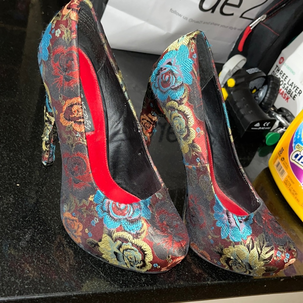 Floral heels
